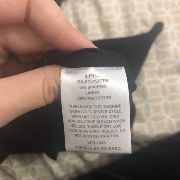 Black dress - Picture 6 of 6